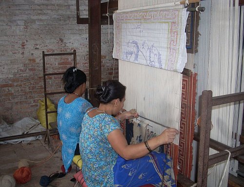 Tibetan rug on the loom I