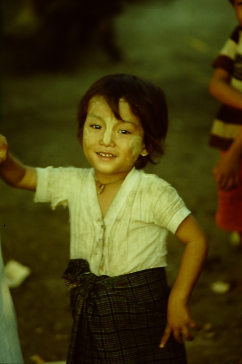 mandalay-child-face-makeup