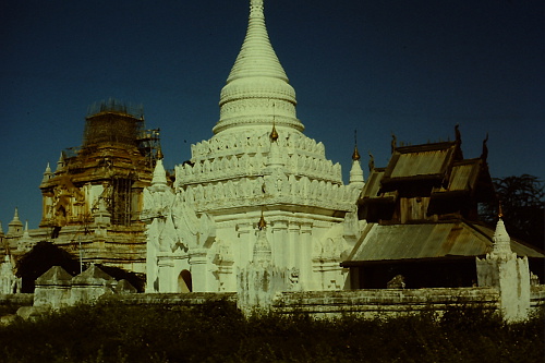 pagan-white-pagoda