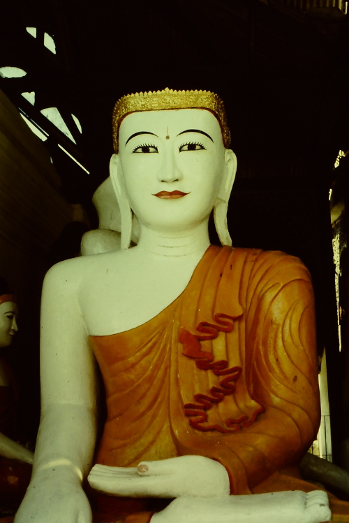 rangoon-buddha