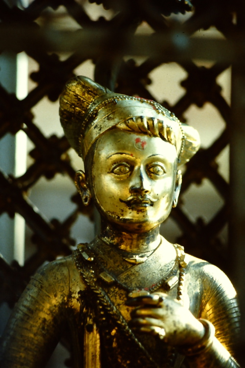 statue-kathmandu-valley