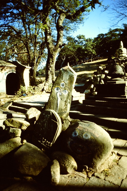 swayambhunath-hill-ascent