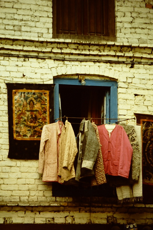 tourist-shop-thamel