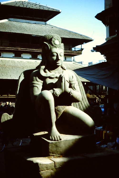 statue-patan