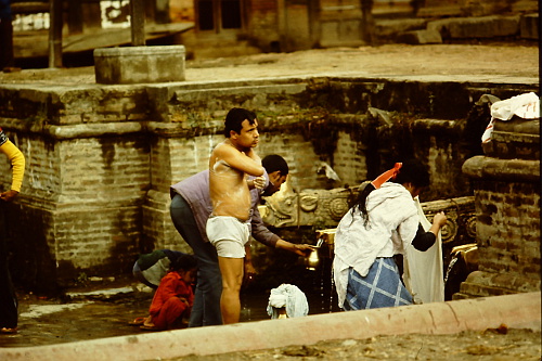 taking-bath-patan