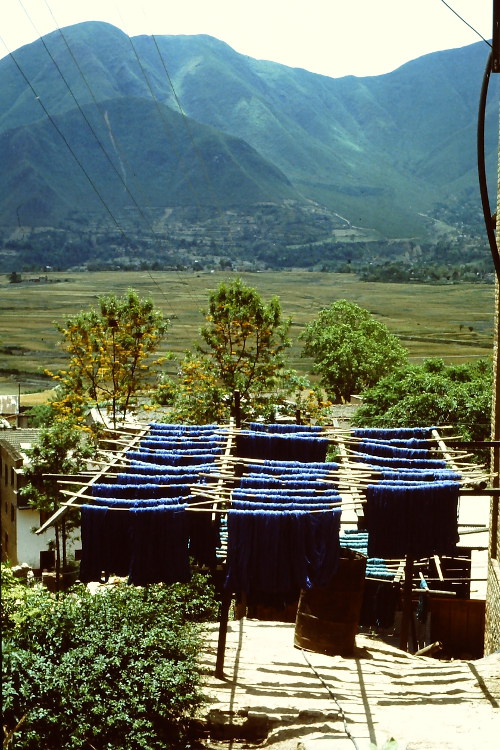 drying-wool-after-coloring