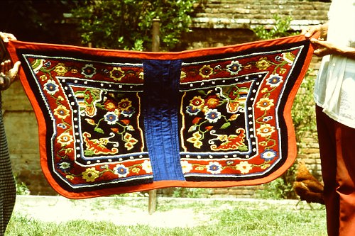 tibetan-saddle-rugs-3